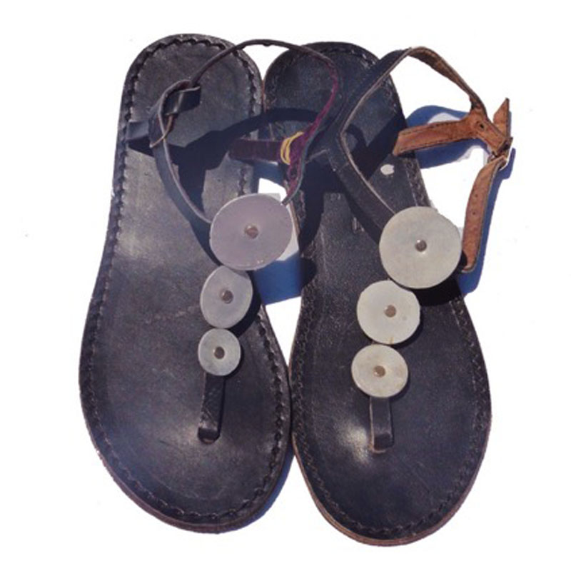 Sandal Embu