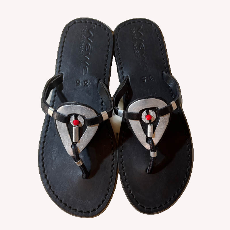 Luo Black Sandal